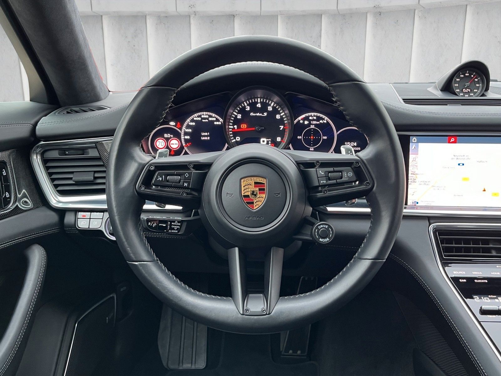 Fahrzeugabbildung Porsche Panamera Turbo S*HuD*MATRIX*Carbon*Pano*PDLS+**