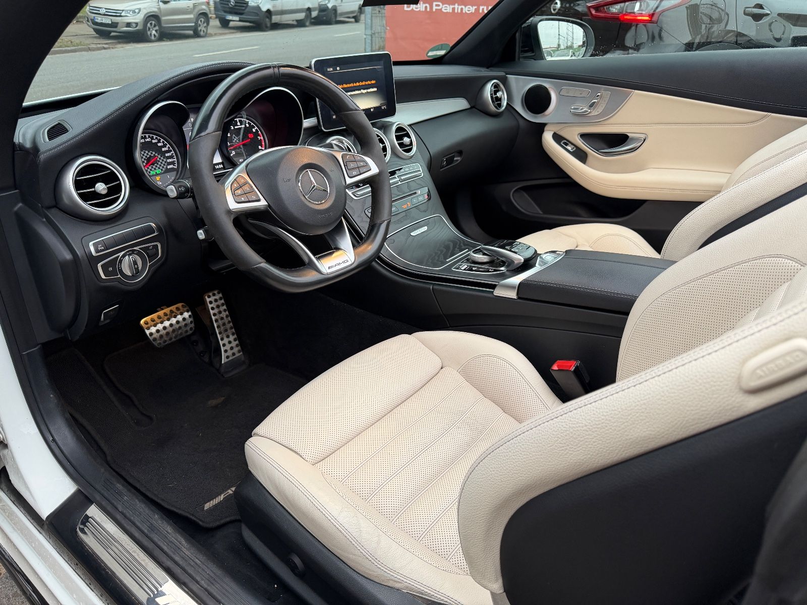 Fahrzeugabbildung Mercedes-Benz C 43 AMG Cabrio 4Matic Night Edition*VOLLLEDER