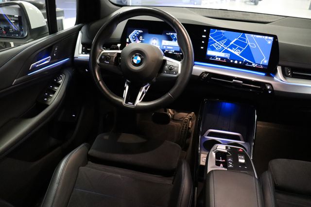 Fahrzeugabbildung BMW 218d Active Tourer M Sportpaket|1HAND|WIDESCREEN