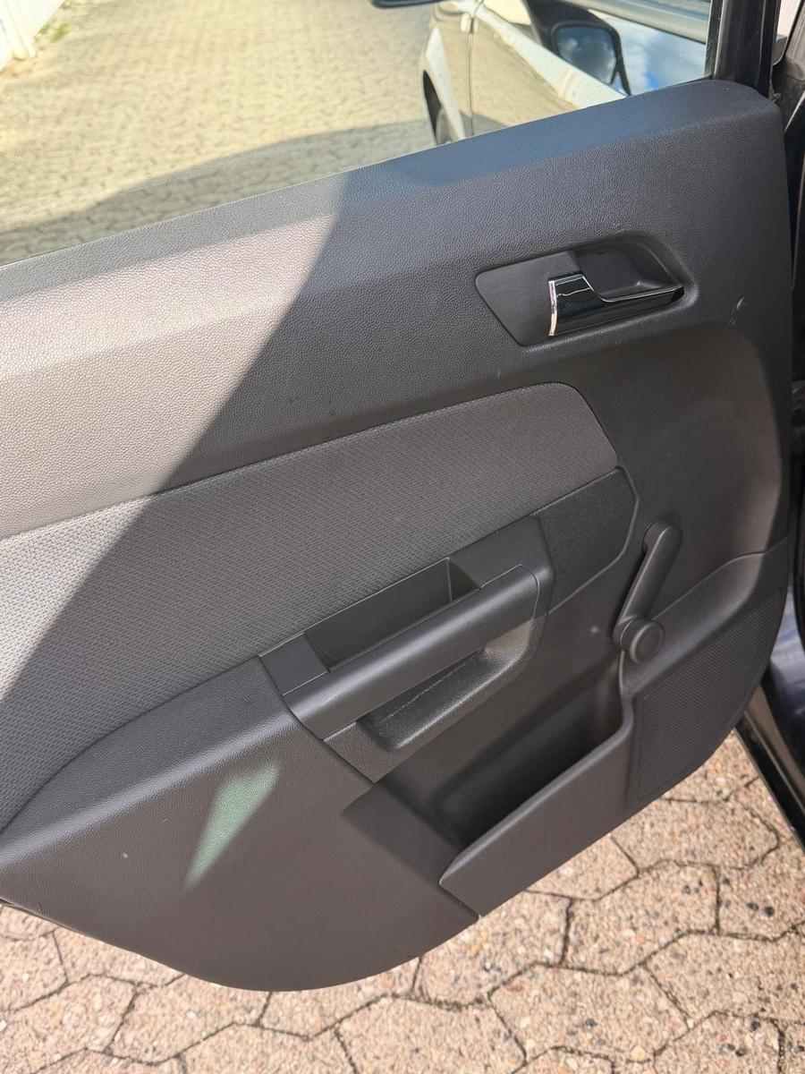 Opel Astra 2005 — photo 12