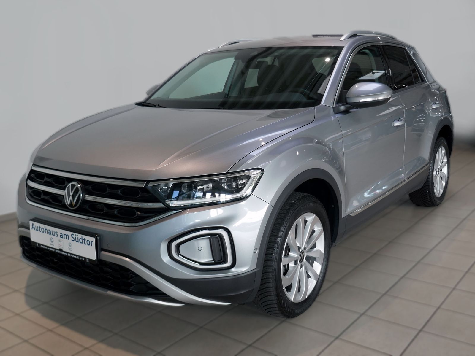 Fahrzeugabbildung Volkswagen T-Roc Style 2.0 TDI DSG | LED AHK RFK ACC Navi