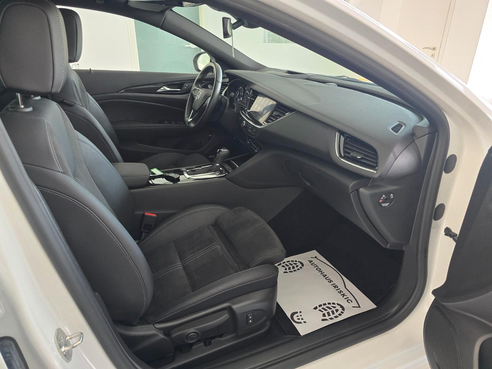 Opel Insignia B Sports Tourer Ultimate OPC-Line