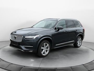 Volvo XC90 - 1