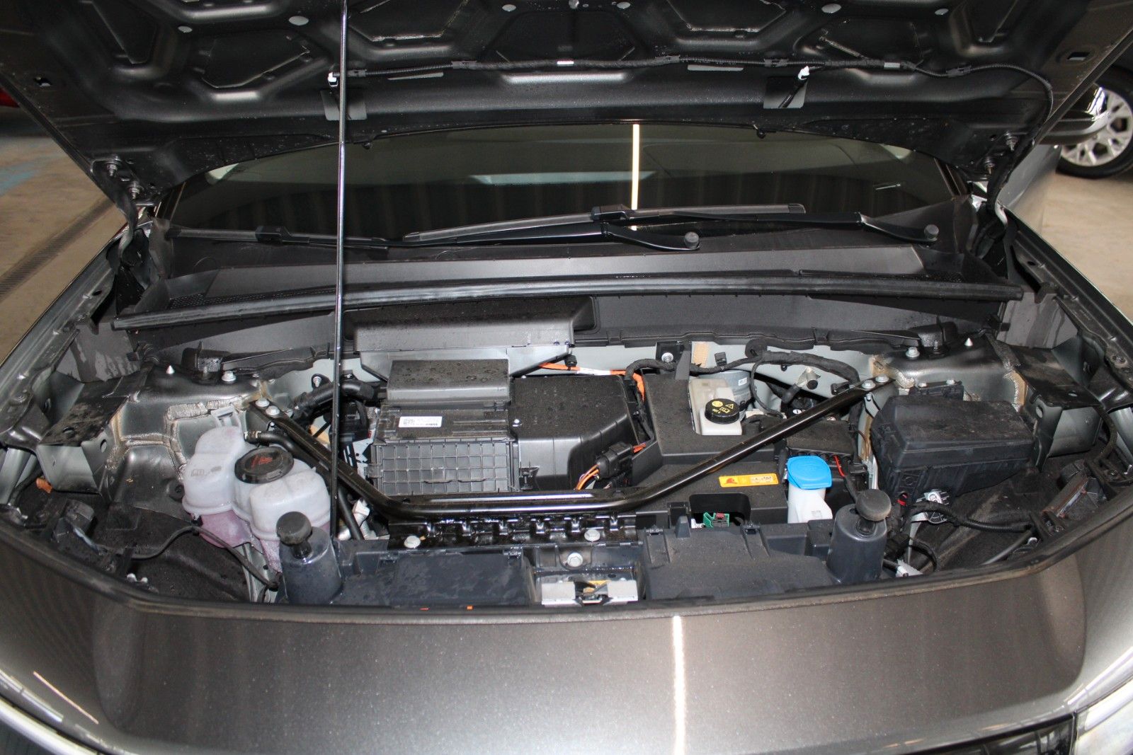 Fahrzeugabbildung Ford Explorer Ext.Range RWD 77kWh LED ACC NAVI uvm.