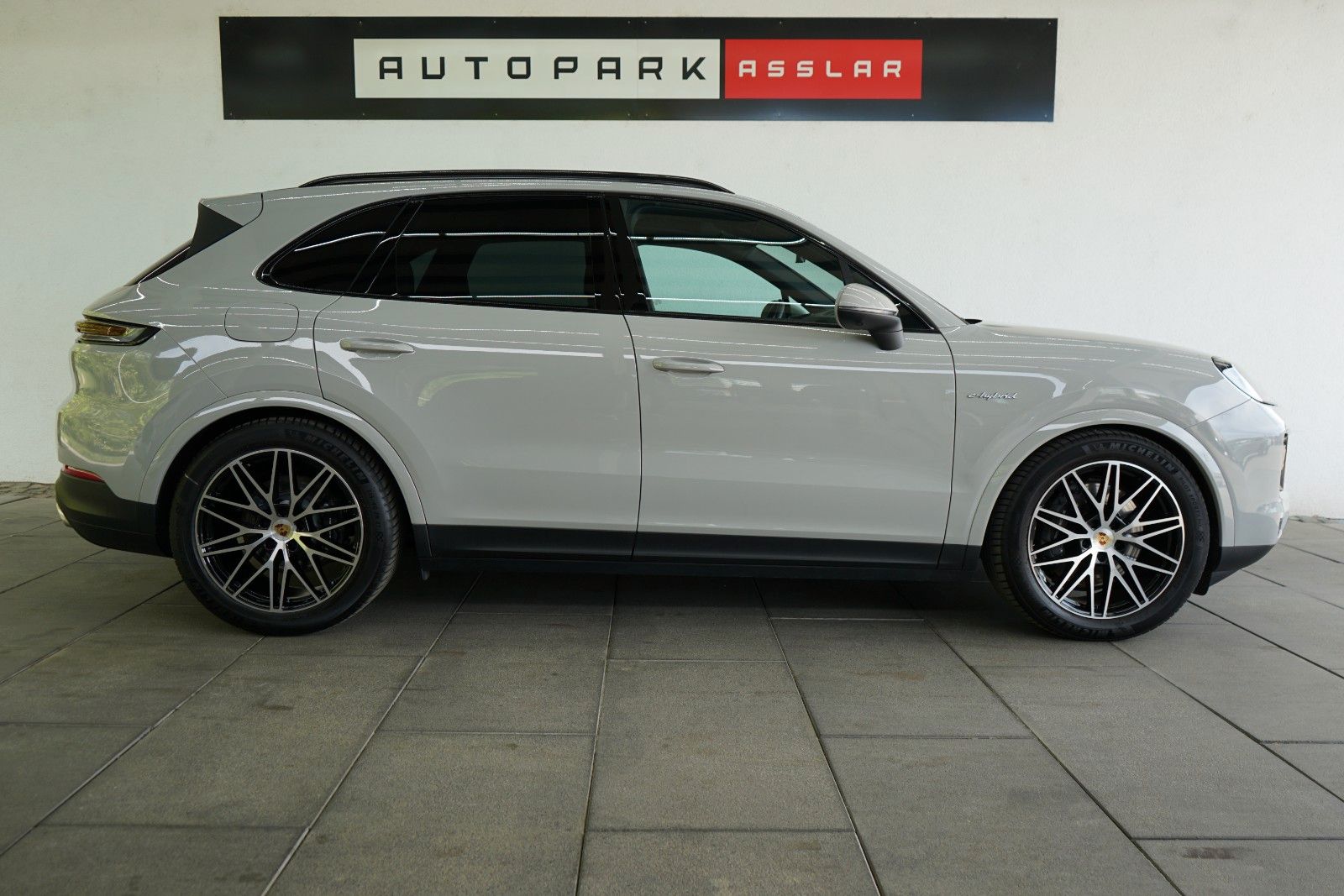 PORSCHE Cayenne E-Hybrid/Kreide/Pano/InnoDrive/360°/14W