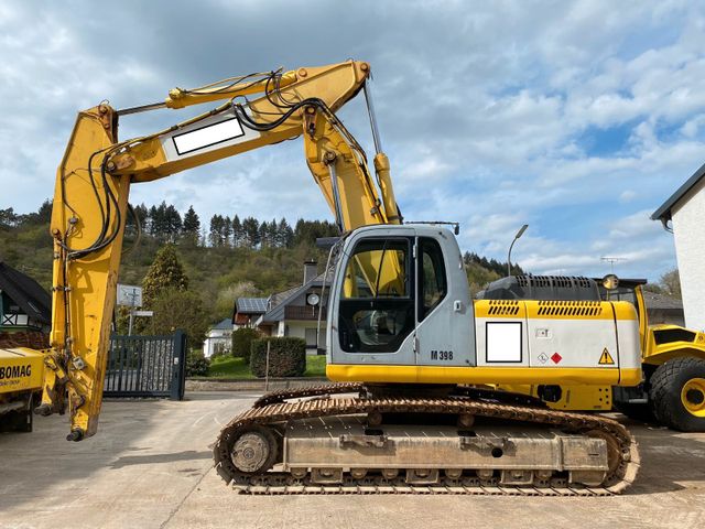 New Holland E 305 B