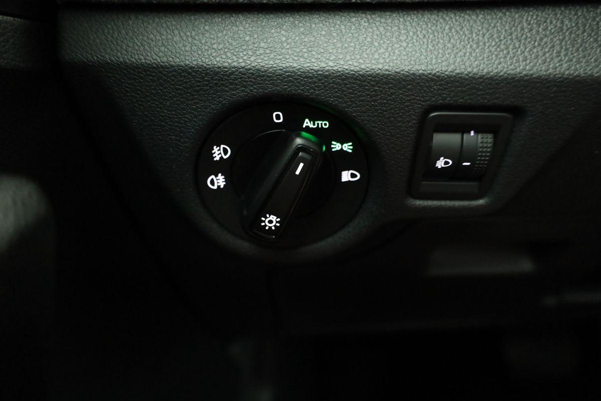 Skoda Kamiq 1.0 TSI DSG Selection, AHK, LED, Kamera, W, миниатюра 9