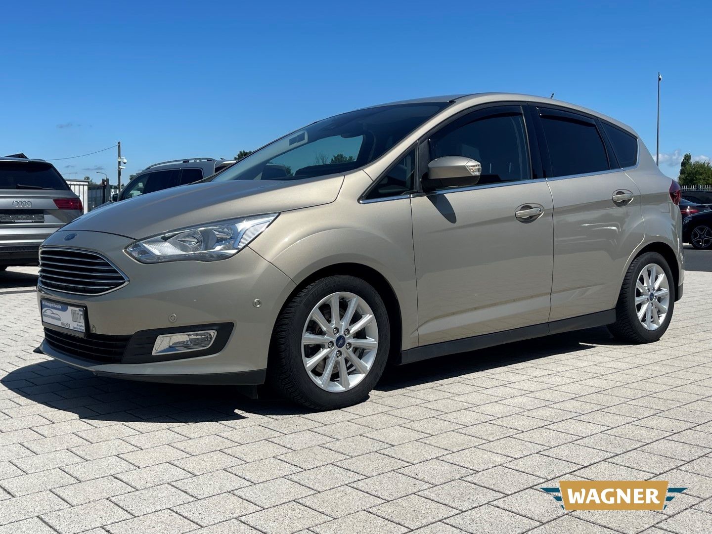 Fahrzeugabbildung Ford C-Max Titanium 1.5 EcoBoost Standheizung