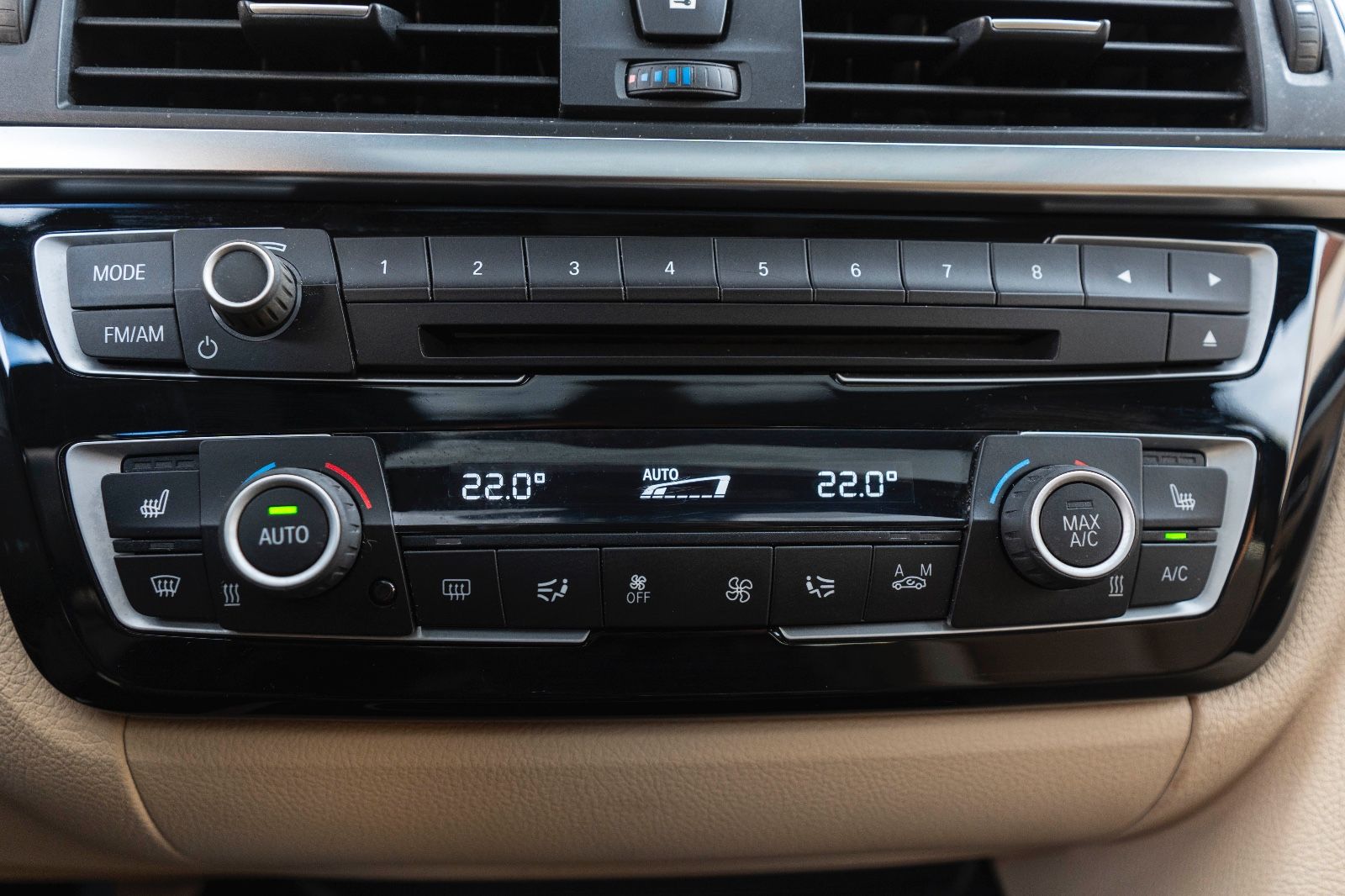 Fahrzeugabbildung BMW 430i GC M-Performance HIFI LED KAM NAV CARPLAY