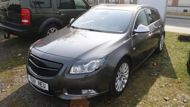 OPEL Insignia A Sports Tourer 2,0l Sport Leder Xenon