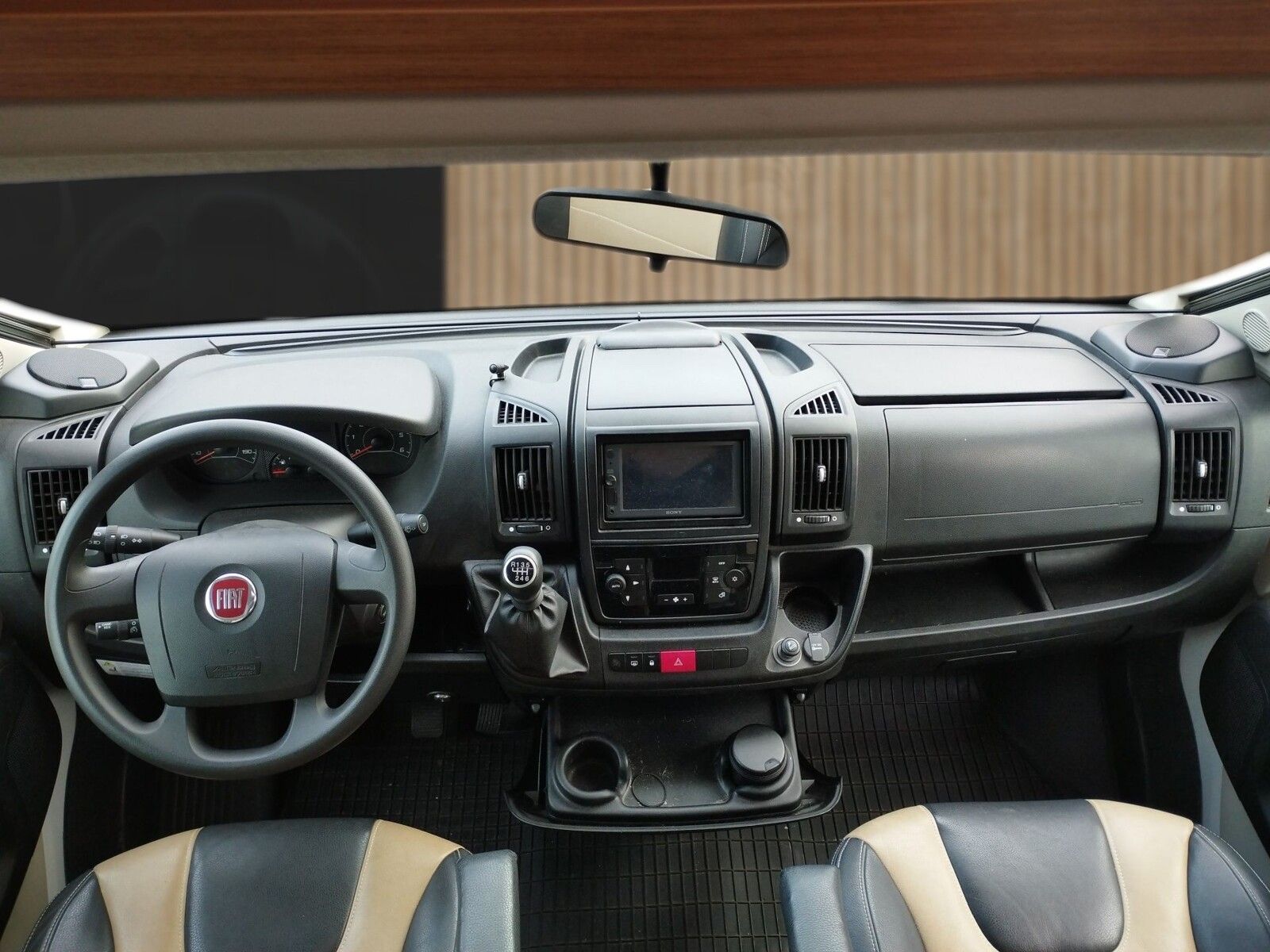 Fahrzeugabbildung Dethleffs Magic Edition T7151-4 DBM SAT,Solar,TV,Dachklima