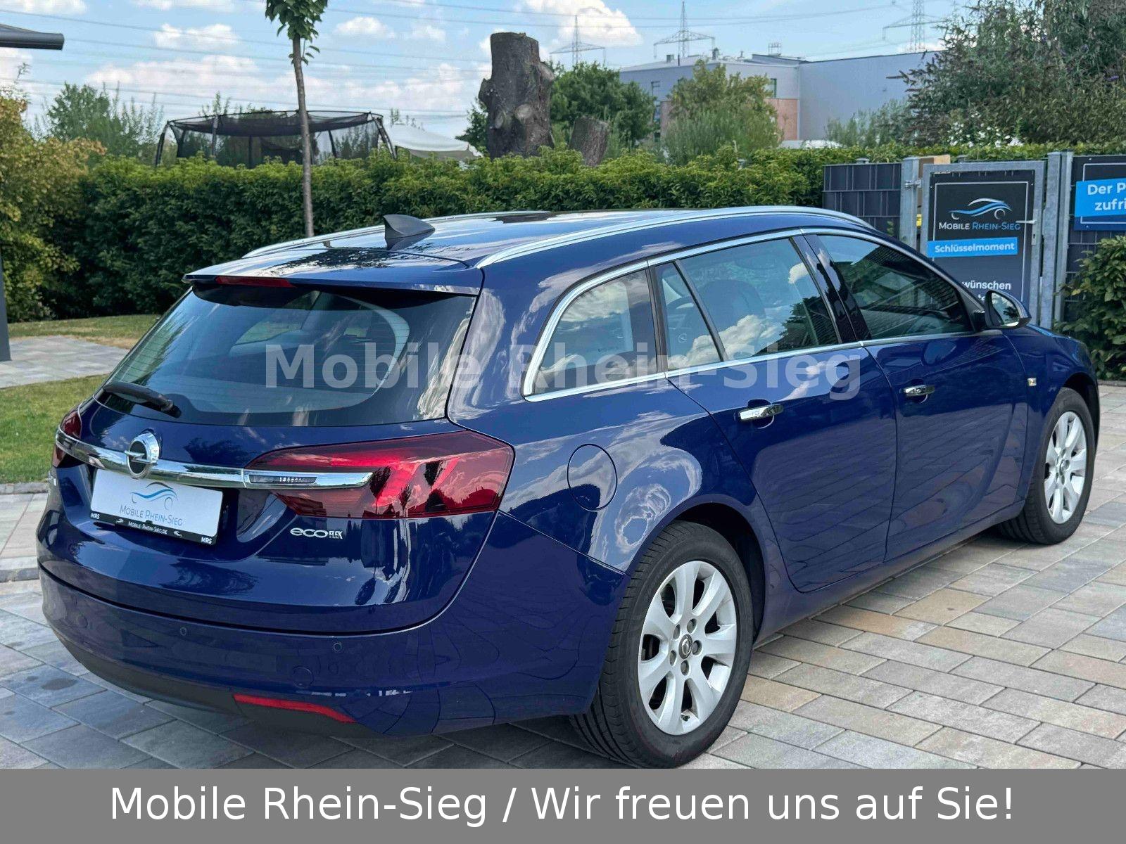 Opel Insignia 2015 — rear view