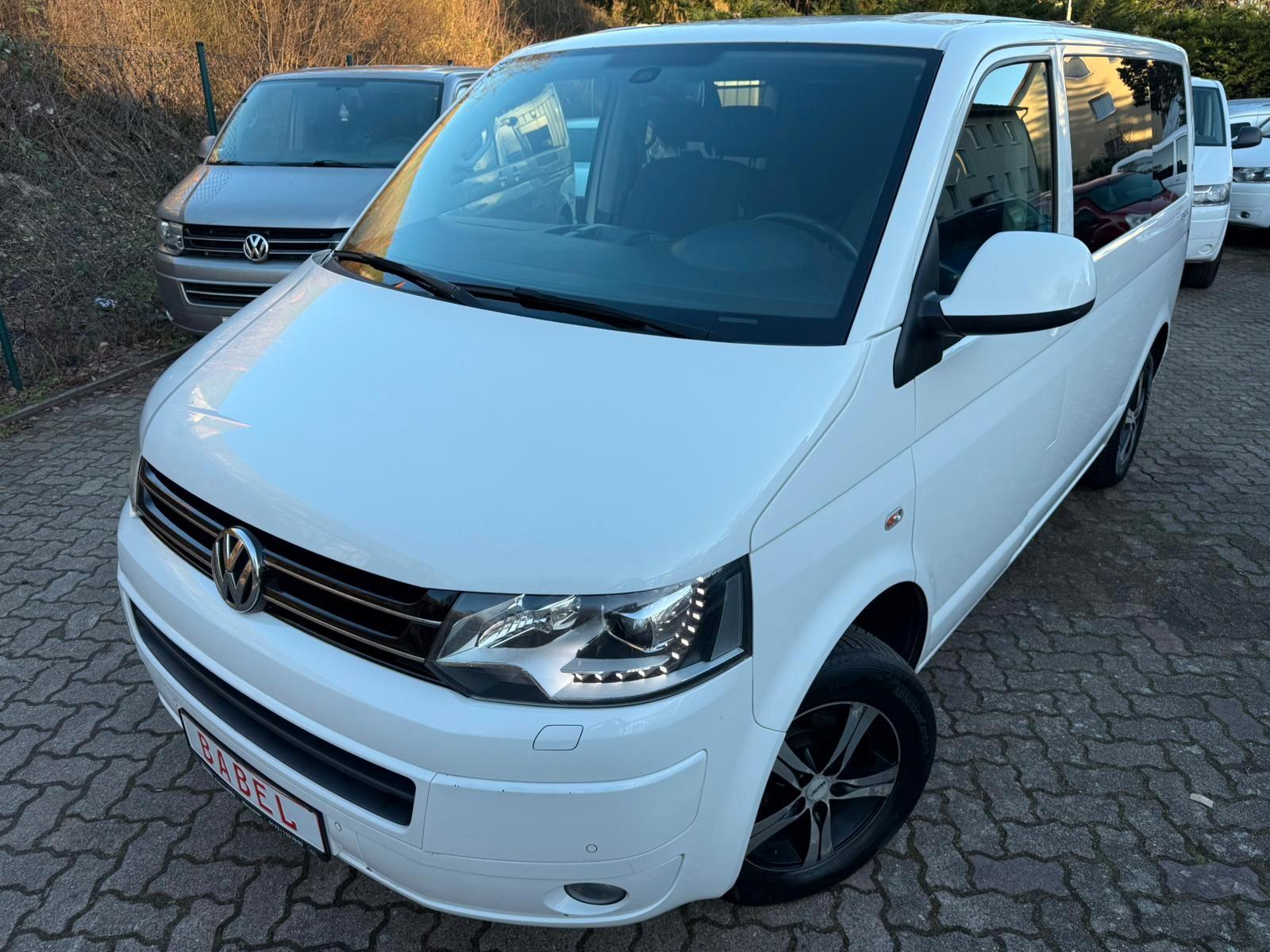 Volkswagen T5 Multivan 2.0 140PS/Tempomat/AHK./BI-Xenon/7.S