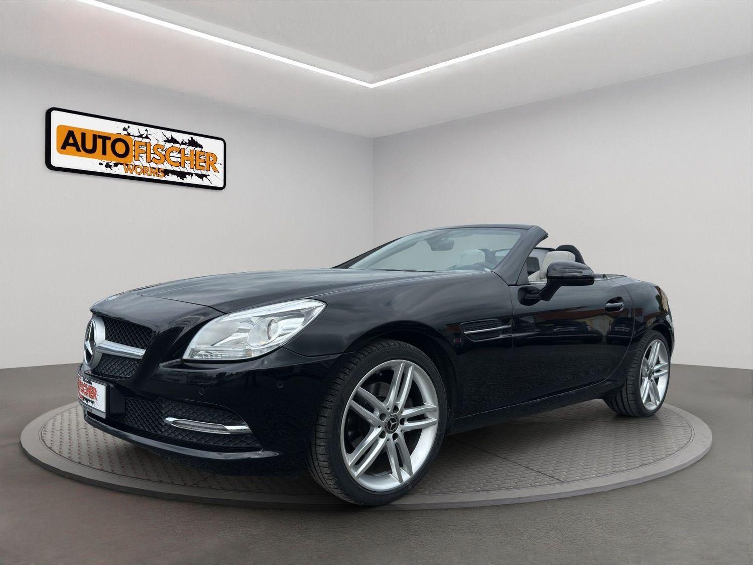Mercedes-Benz SLK 200 BlueEfficiency Navi