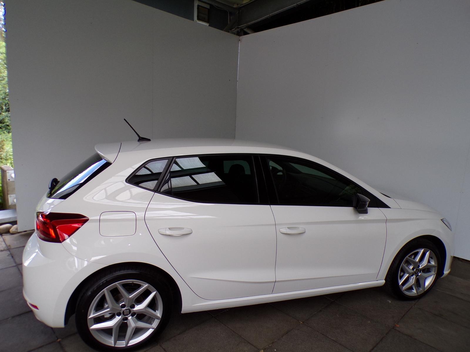 Seat IBIZA 1.0 TSI DSG FR / LED'S+17'+SITZHZG
