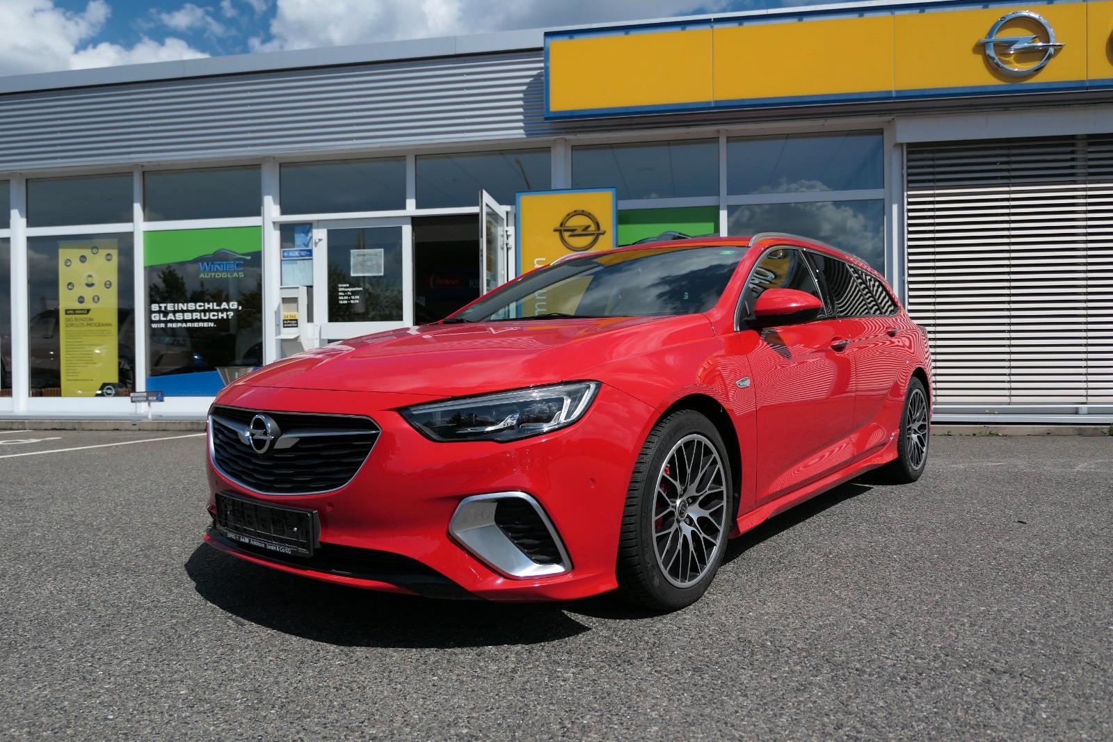 Opel Insignia B Sports Tourer GSi 4x4 VOLL AHK LED