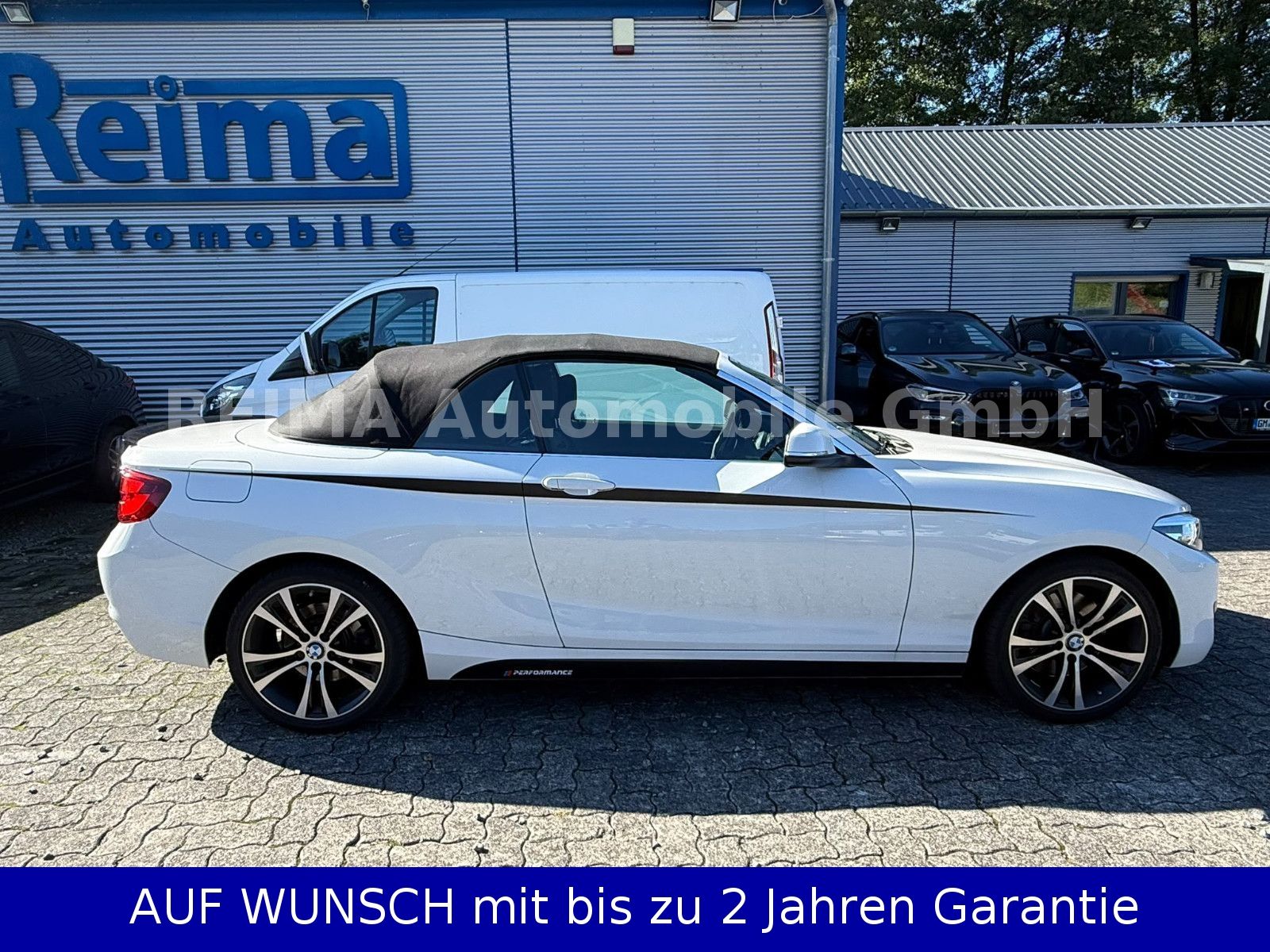 Fahrzeugabbildung BMW 230 i Cabrio Sport Line, ACC, LED,