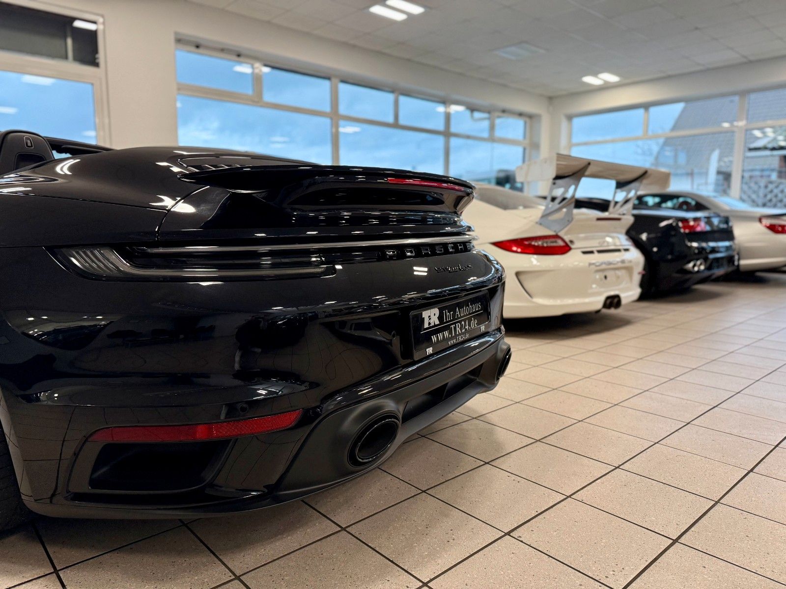 Fahrzeugabbildung Porsche 911 992 Turbo S Cabrio LIFT/InnoDrive/Burmester