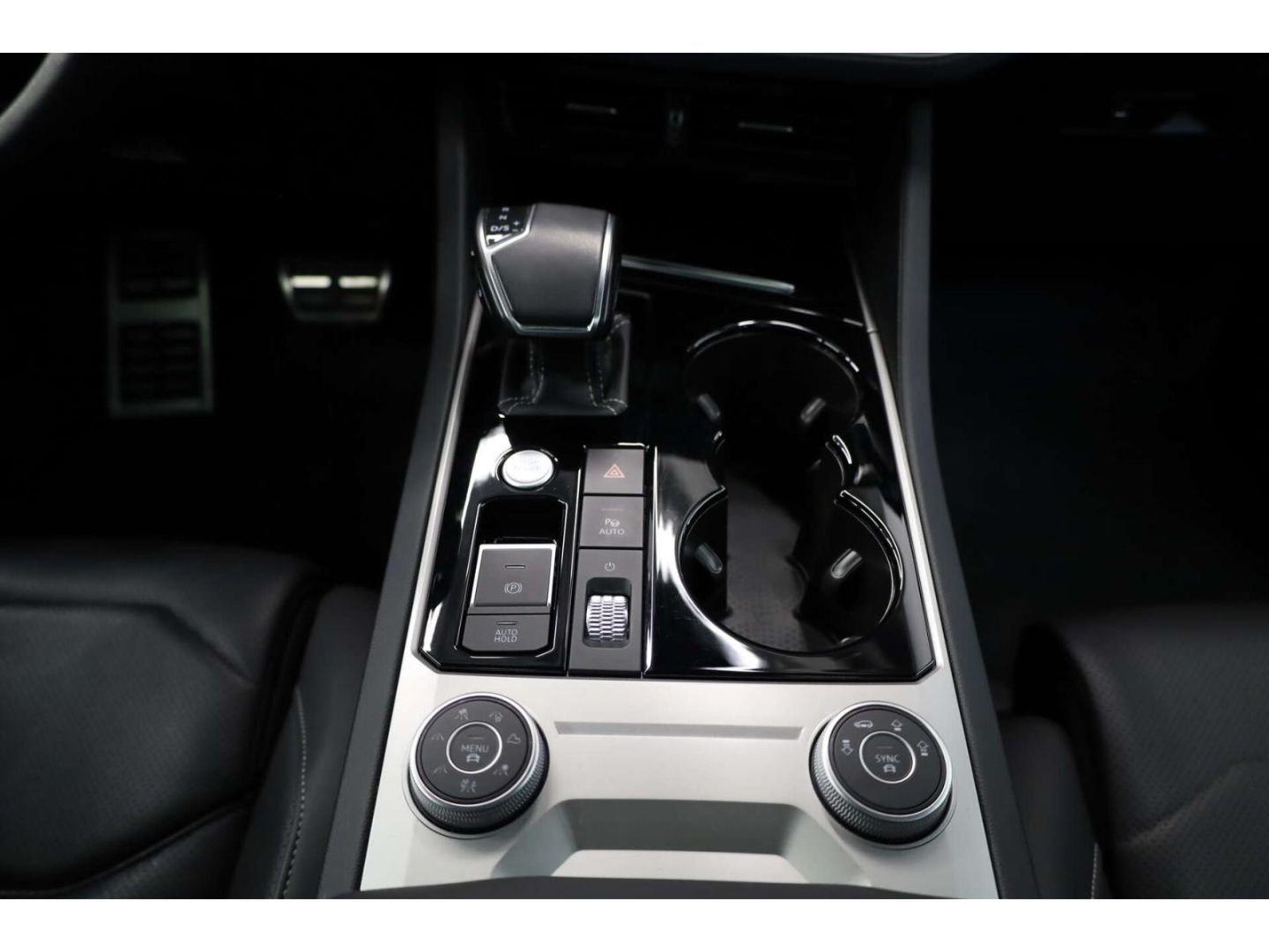 Volkswagen Touareg 3.0 TDI V6 4Mot. R-Line Black Style AHK foto 13
