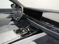 BMW 750 - Vorschau Bild 5