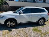Mitsubishi Outlander Instyle 4WD - Mitsubishi Outlander 7-Sitzer