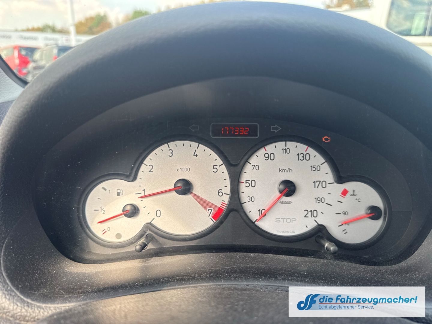 Fahrzeugabbildung Peugeot 206 Cabriolet CC Quiksilver El. Verdeck *EXPORT