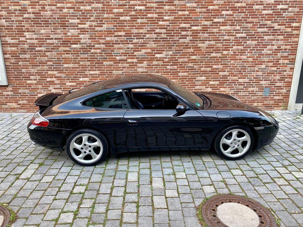 Porsche 996