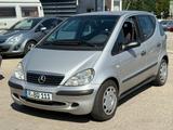 Mercedes-Benz A 160 Automatik Inkl. 1Jahr Tüv Einparkhilfe - Mercedes-Benz A 160 aus 2002