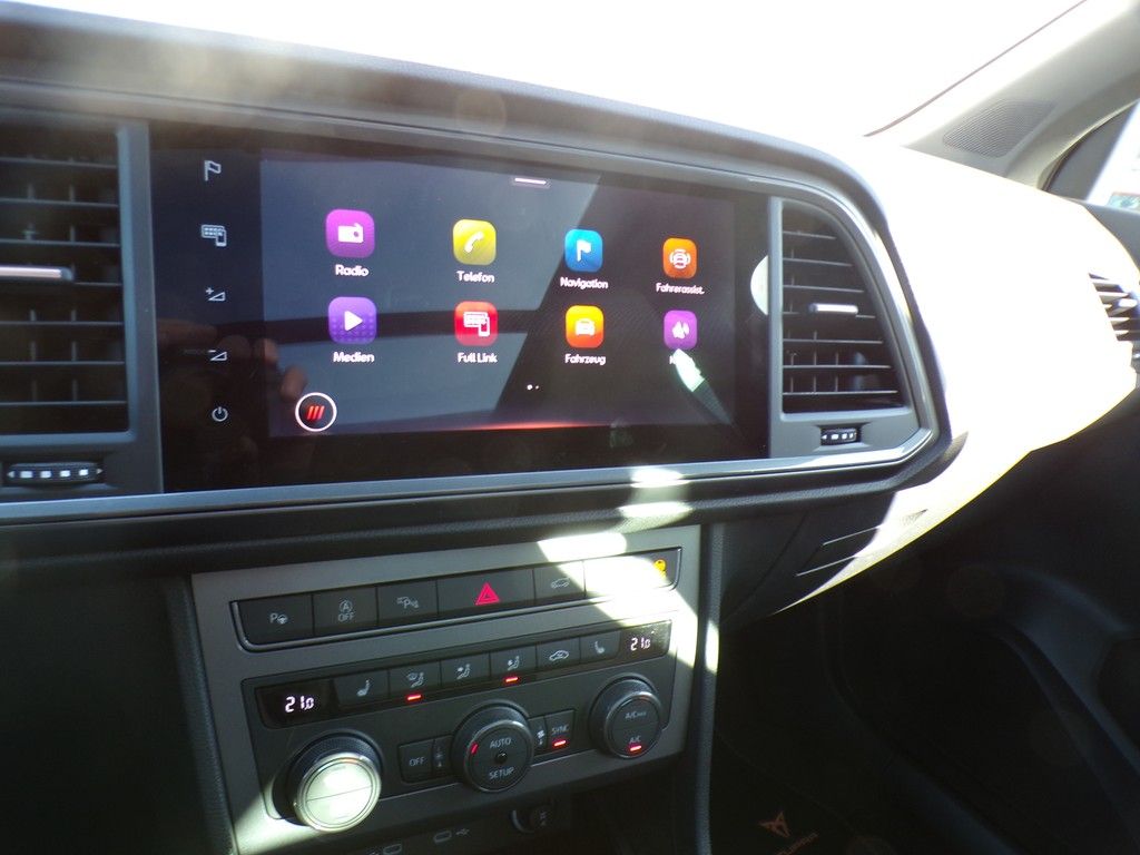 Fahrzeugabbildung CUPRA Ateca VZ 2.0 TSI DSG 4Drive Tribe Edition