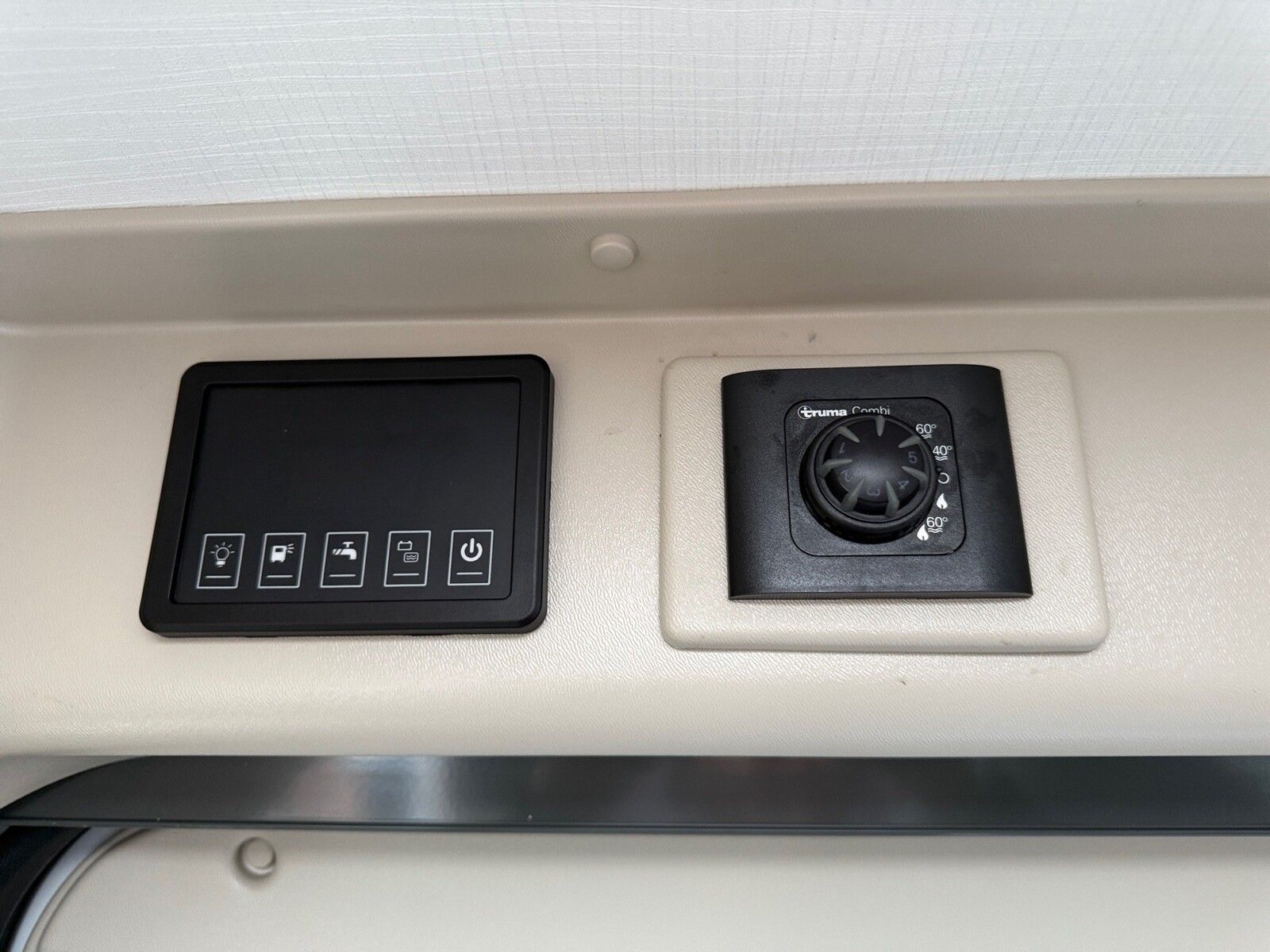 Fahrzeugabbildung Chausson Van First Line V594 Autom.Markise.Solar.Kamera