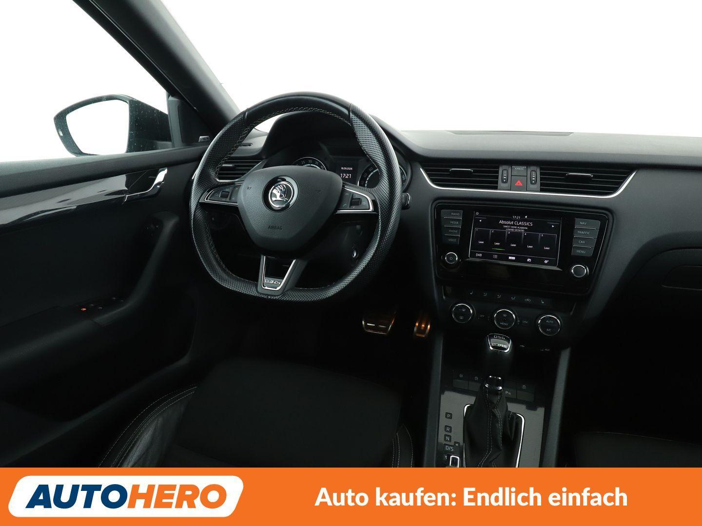 Skoda Octavia 2.0 TDI RS Aut.*NAVI*XENON*TEMPO*CAM*PDC