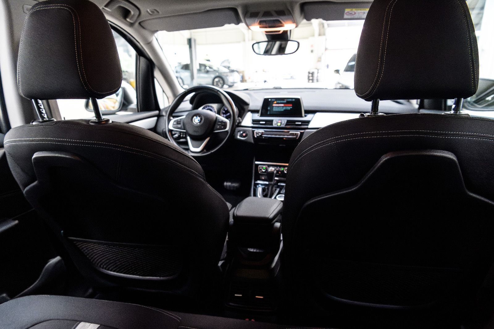 Fahrzeugabbildung BMW 2er Active Tourer 225 xe Advantage Kamera 165kw