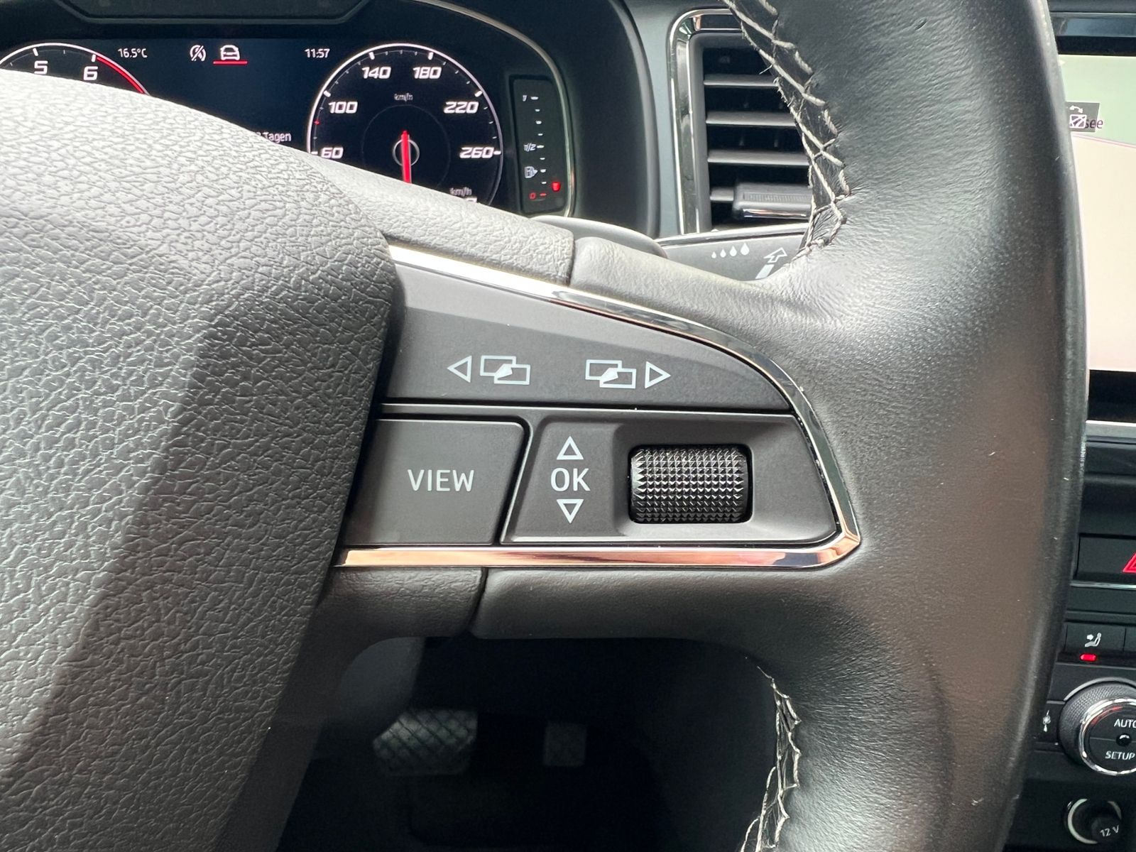 Fahrzeugabbildung SEAT Ateca Style 1.5 TSI ACT DSG *AHK, ACC, BEATS, LE