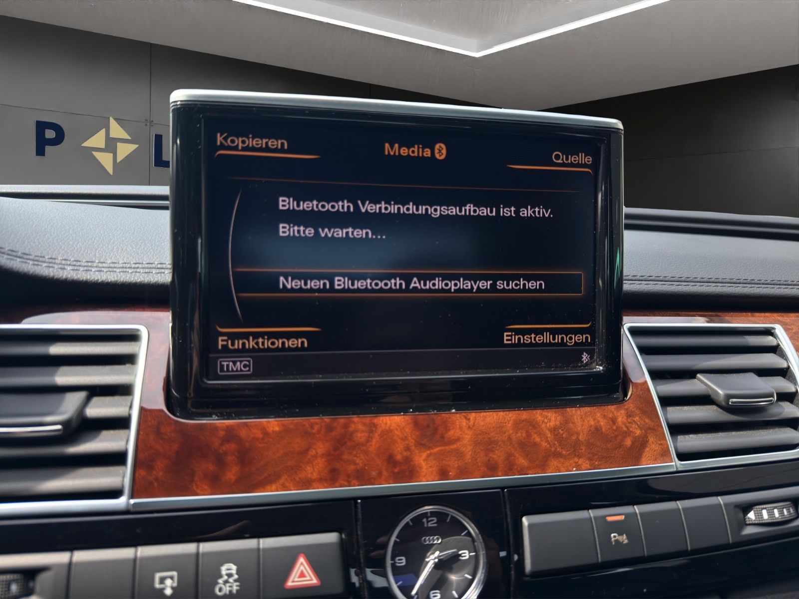 Fahrzeugabbildung Audi A8 quattro Keyless/Kamera/Memory/Bhz-Lenkrad