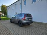 Dacia Jogger Hybrid 140 Extreme*City-Paket*SHZ*RFK* - gebrauchte Vans