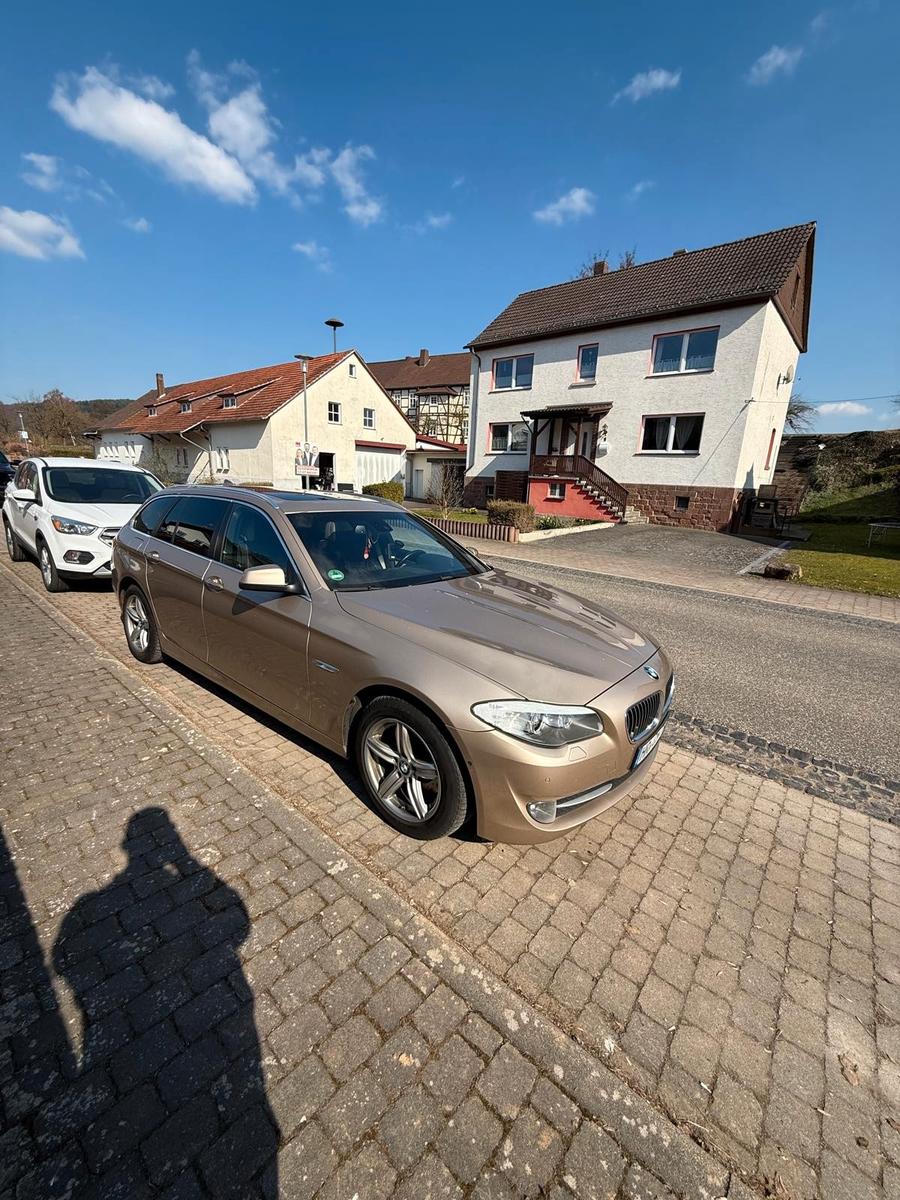 BMW 530d xDrive Touring -