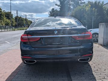 BMW 725 - 5