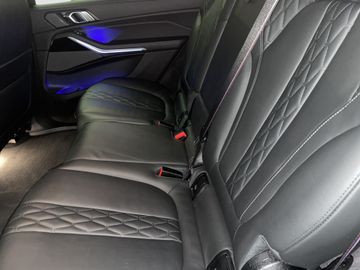 BMW X7 - 10