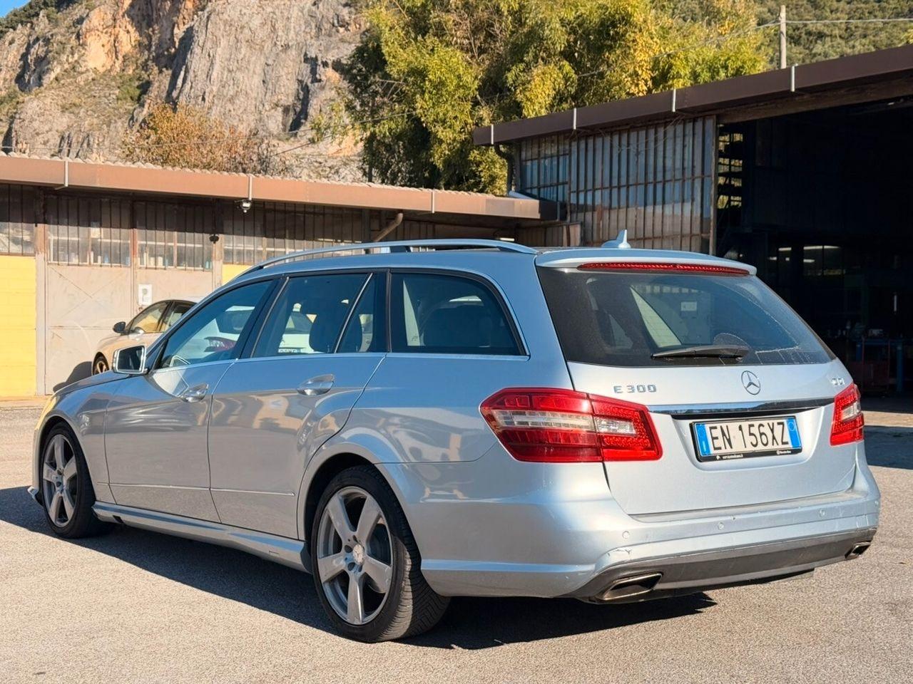 Mercedes-Benz E300 2012 — photo 8