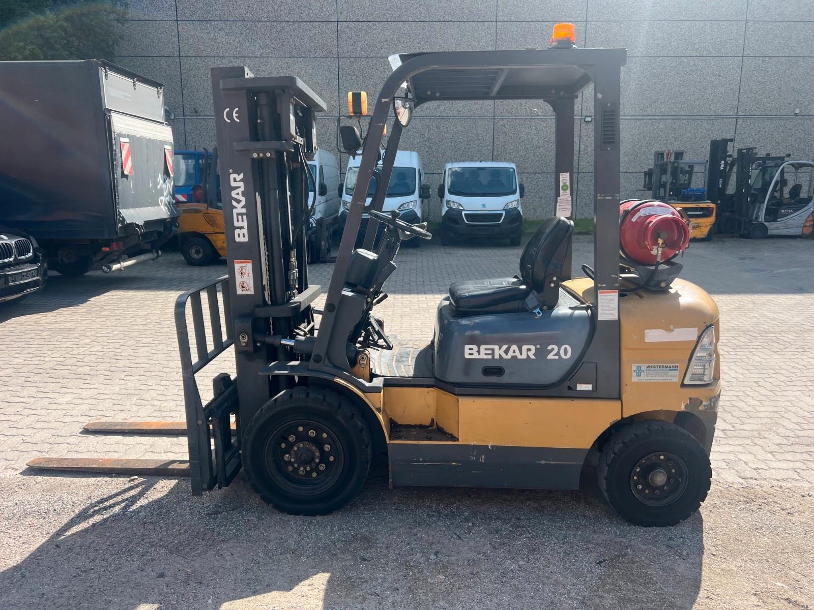 Andere Bekar /Mitsubishi Motor