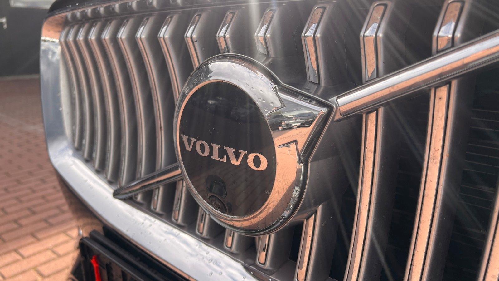 Fahrzeugabbildung Volvo XC90 B5D AWD Ultimate Bright HUD*MASS*B&W*LUFT*