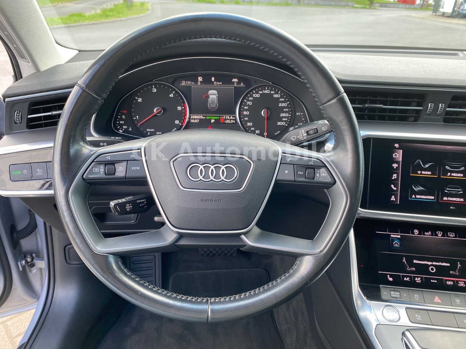 Fahrzeugabbildung Audi A6 Avant 45 TDI Quattro/Navi/Head-Up/LED/Kamera