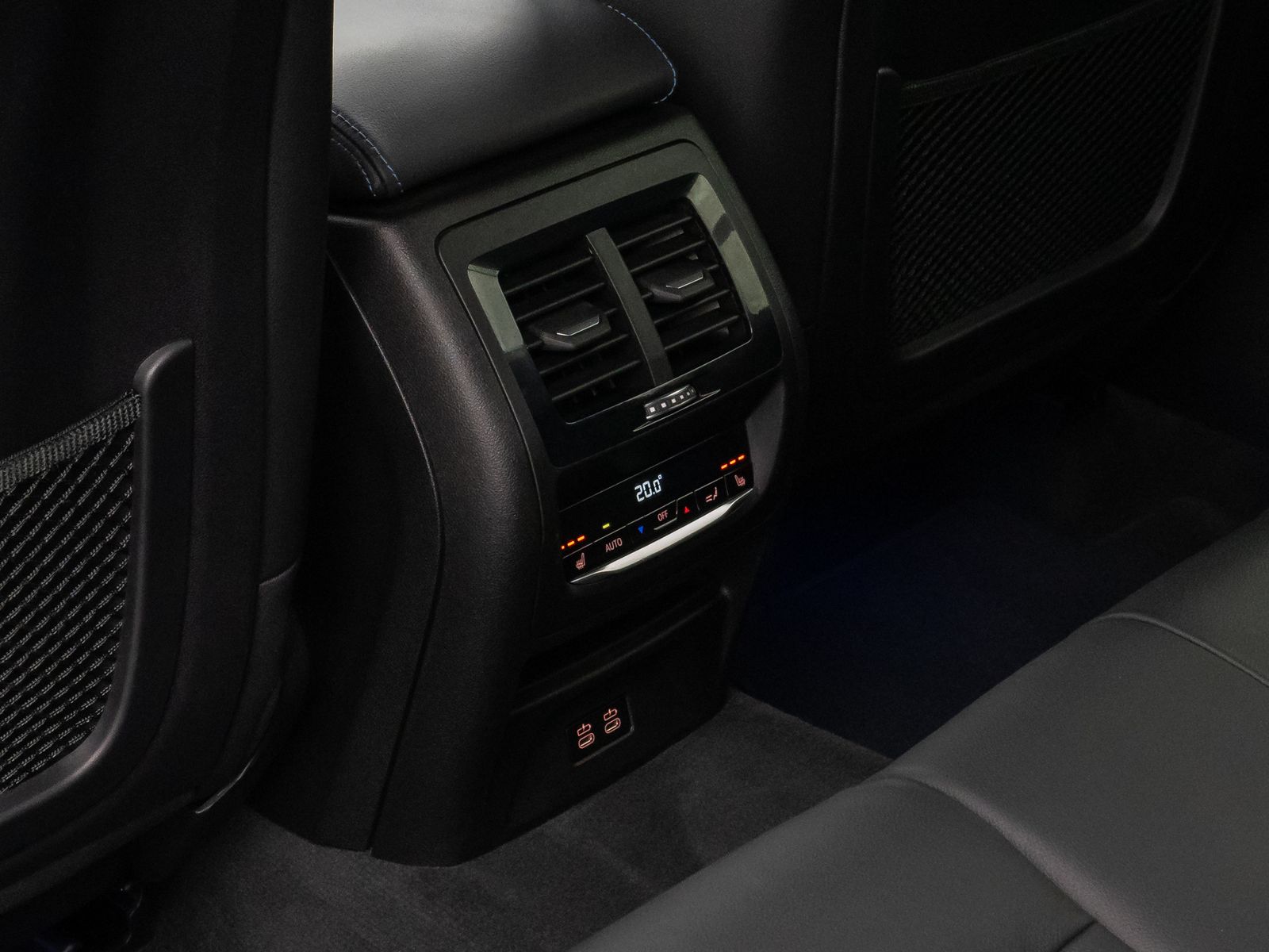 Fahrzeugabbildung BMW X3 xD30d M Sport Kamera Laser DAB HiFi AHK 20"