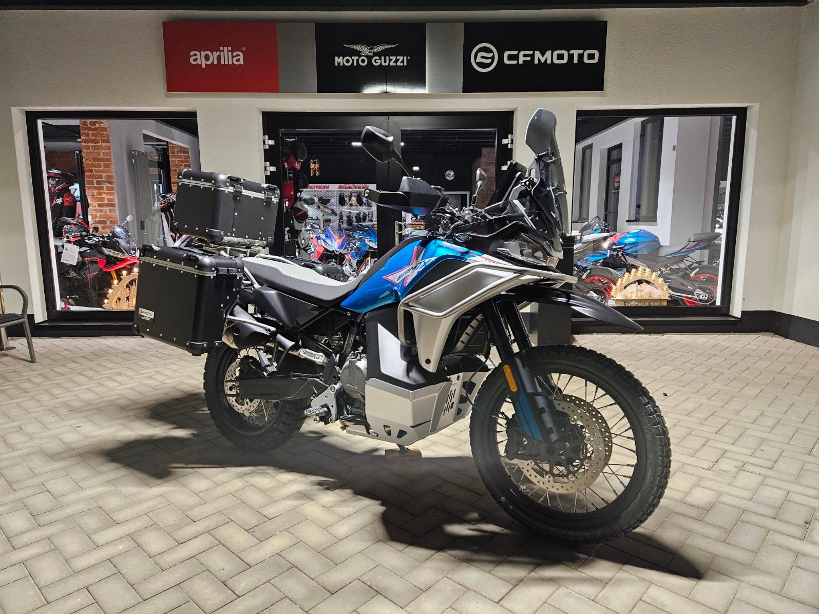 CFMOTO 800MT-X  inkl. Kofferset/Sturzbügel