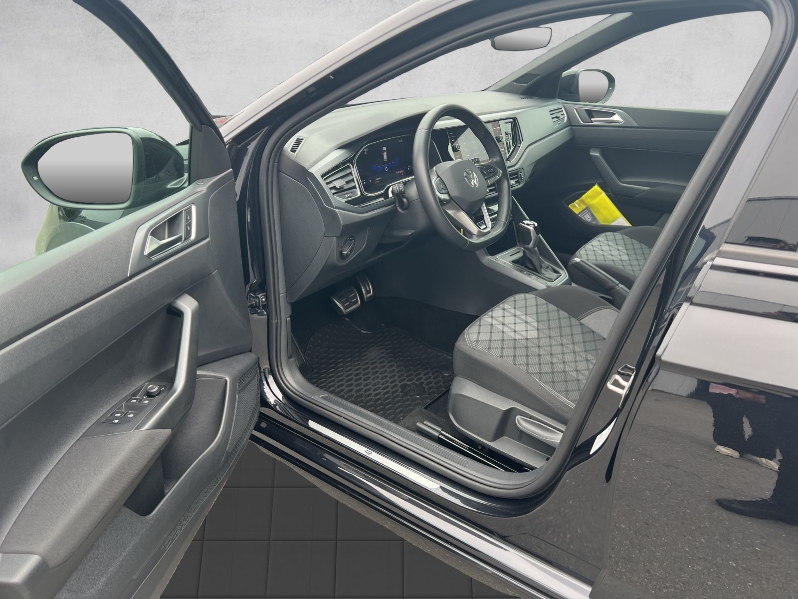 Taigo R-Line 1.5 TSI DSG Navi*Kamera*ACC