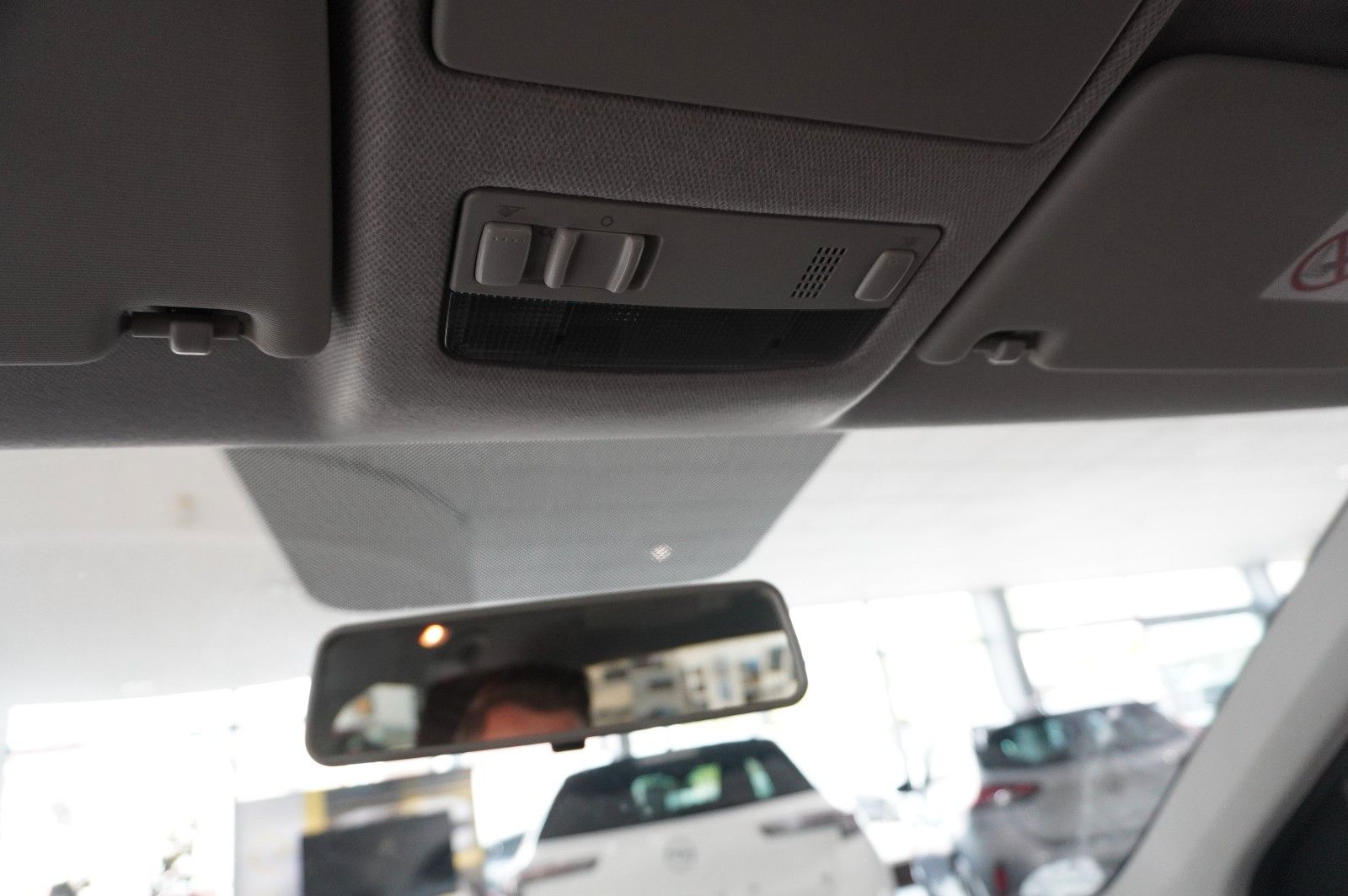 Fahrzeugabbildung SKODA Fabia LIM. 1.0 ACTIVE KLIMA/NEBEL/USB/AHK