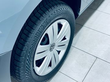 Volkswagen Caddy - 5