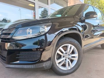 Volkswagen Tiguan - 4