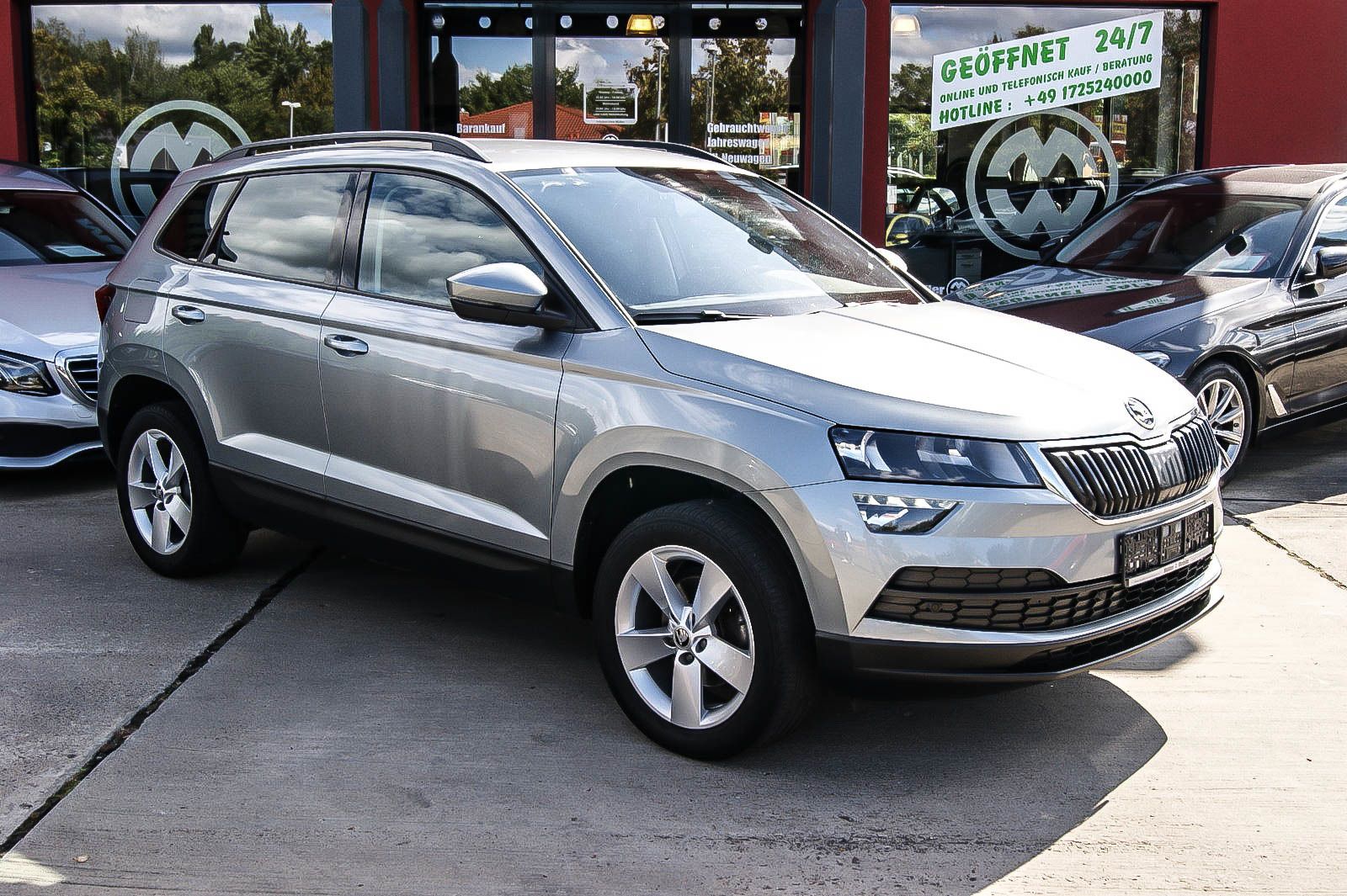 Fahrzeugabbildung SKODA Karoq 1.6 TDI DSG Ambition NAVI ANHÄNGERKUPPLUNG