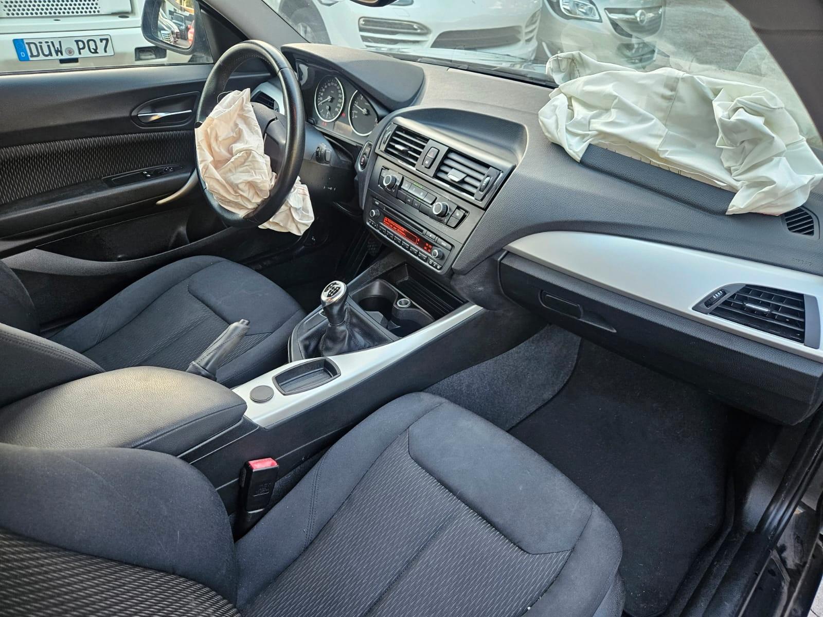 BMW 116 2012 — photo 15